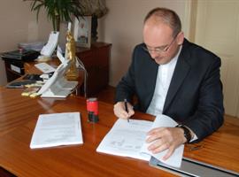 Generální vikář P. Stanislav Přibyl podepsal první výzvu k vydání zabaveného majetku